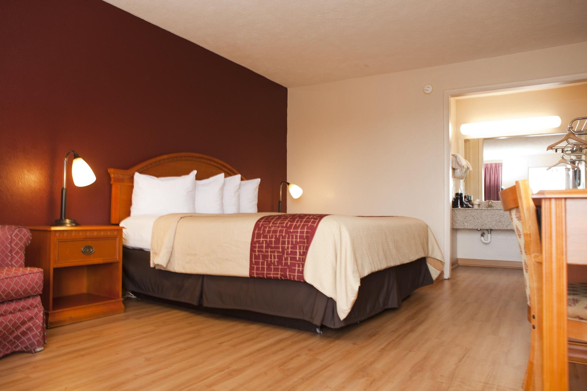 Red Roof Inn & Suites Jackson, Tn Dış mekan fotoğraf