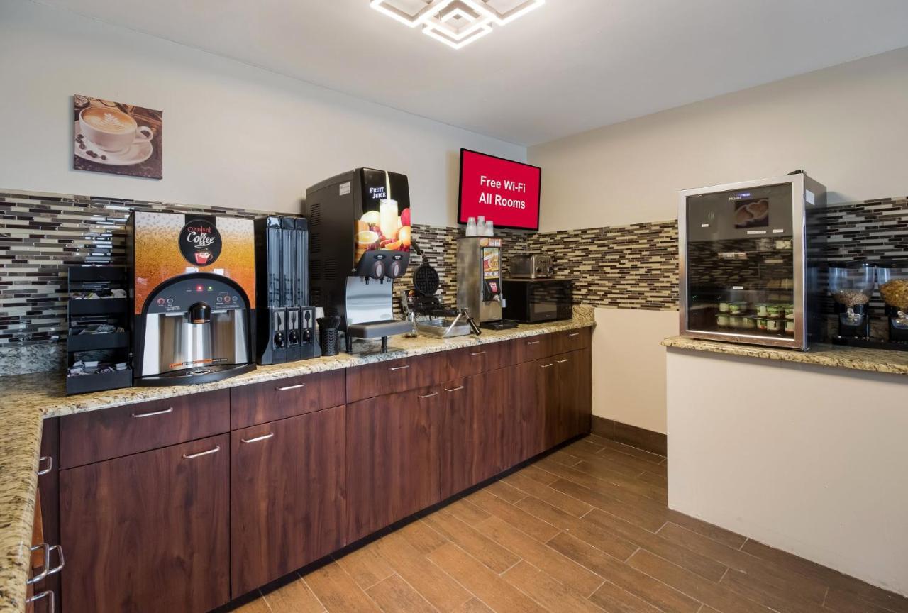 Red Roof Inn & Suites Jackson, Tn Dış mekan fotoğraf
